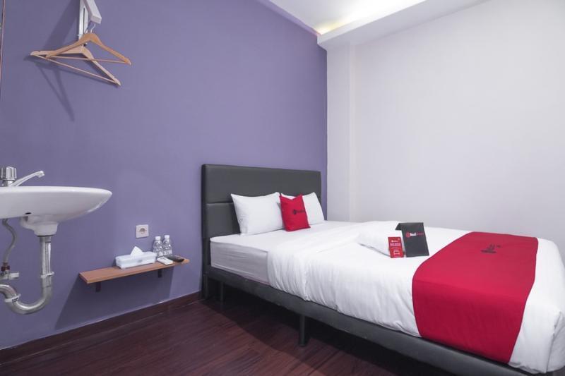 Reddoorz Near Itc Mangga Dua Otel Cakarta Dış mekan fotoğraf